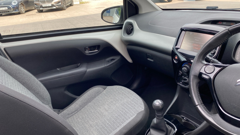 Citroen C1 1.2 PureTech Flair 5dr Petrol Hatchback